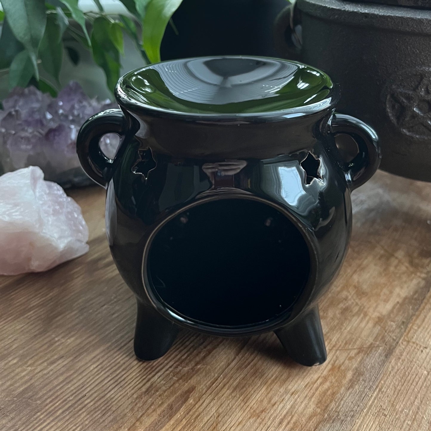 Black Cauldron Oil Burner
