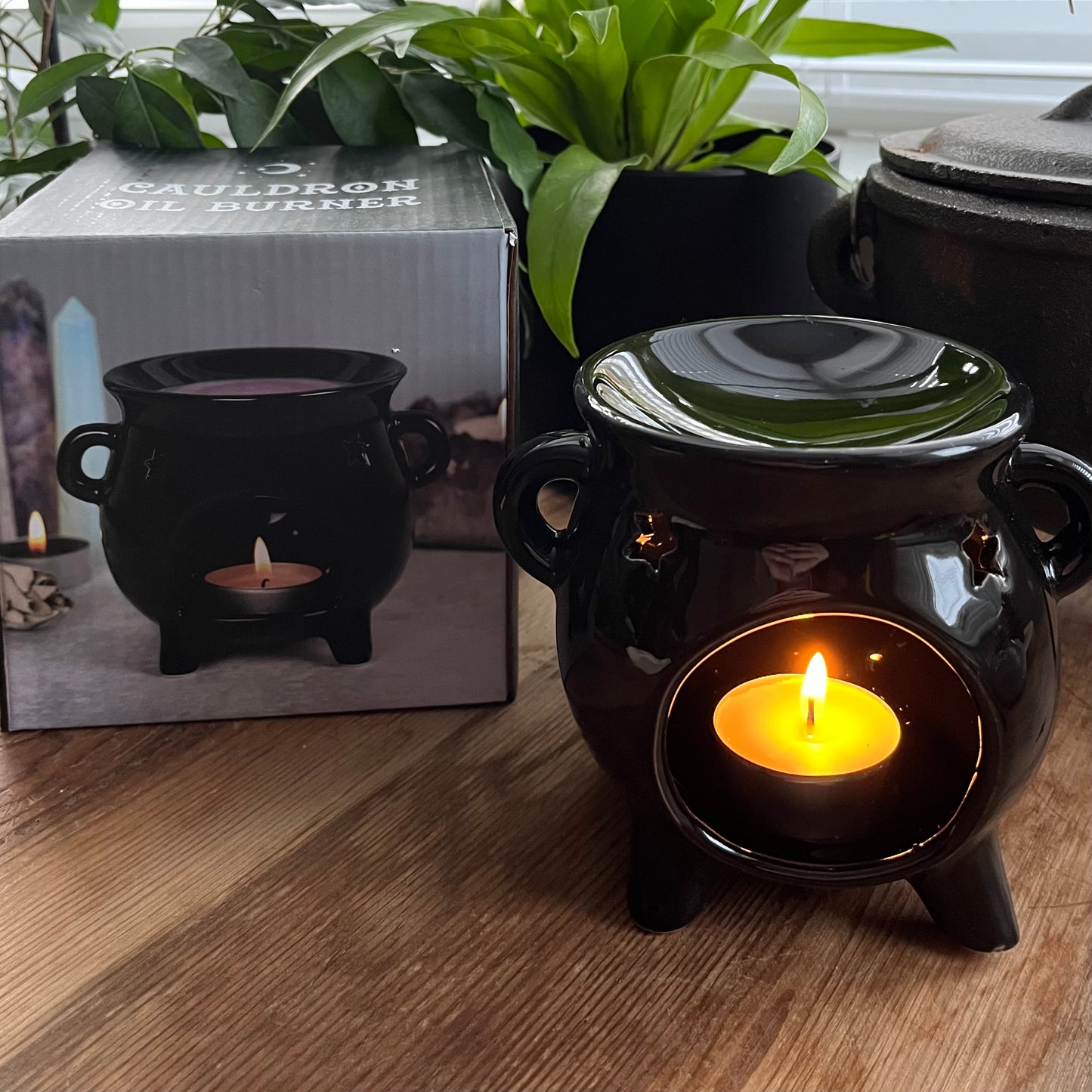 Black Cauldron Oil Burner