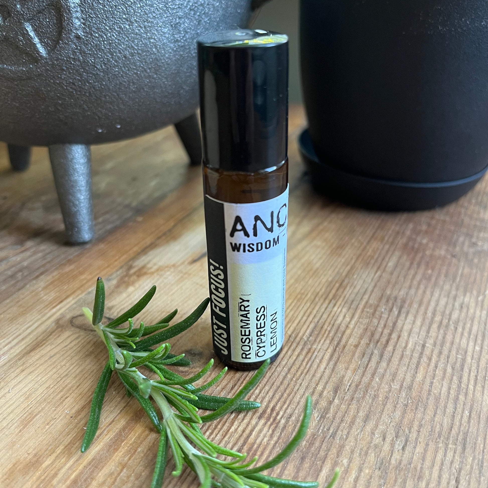 10ml essential oil blend rollerball to help with focus.
