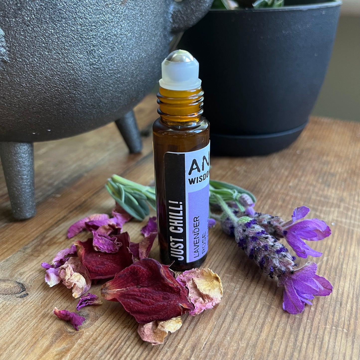 Just chilli rollerball with essential oils of Lavender, Vetiver and Rose in a soothing vitamin E carrier oil to promote relaxation and calm.