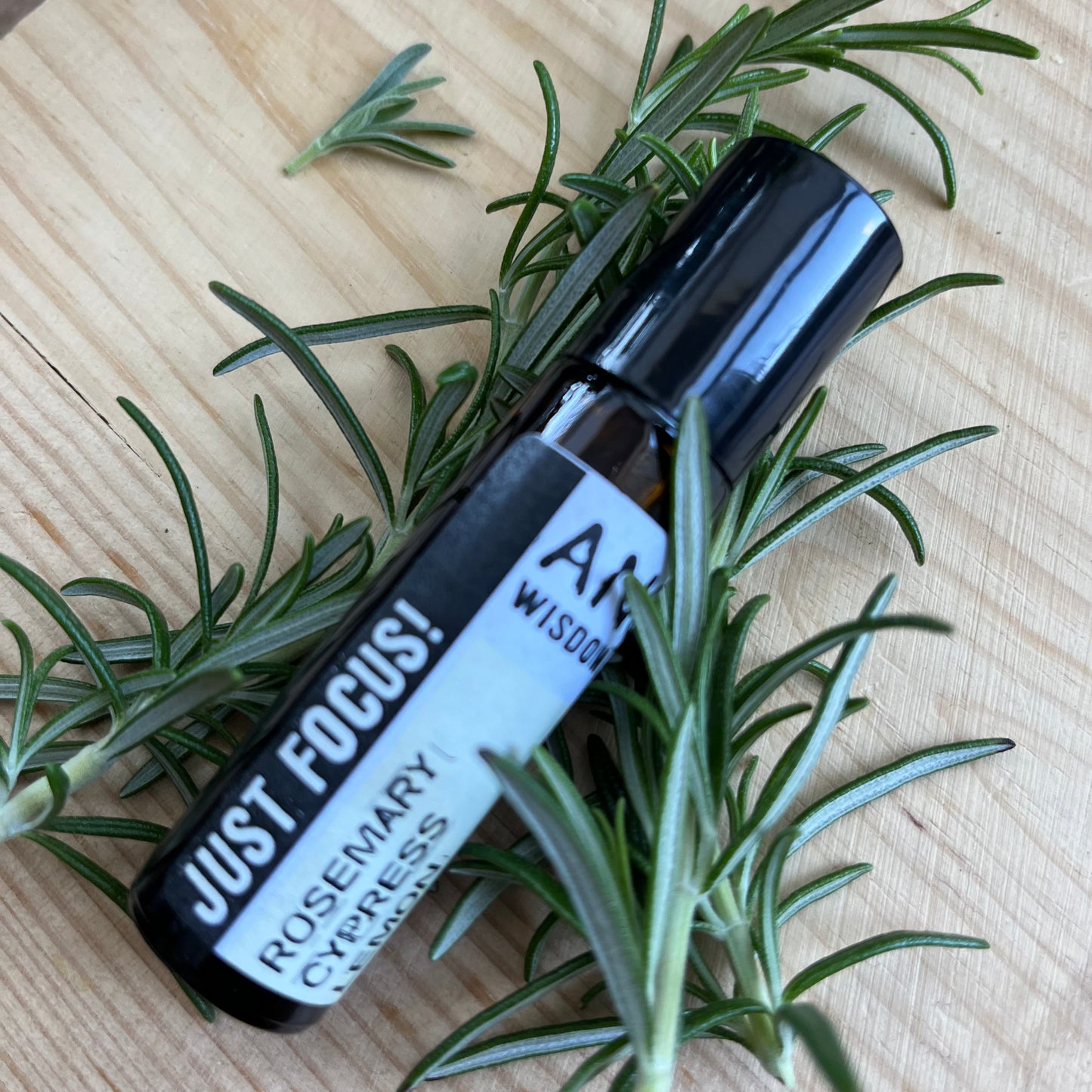 10ml essential oil blend rollerball to help with focus.