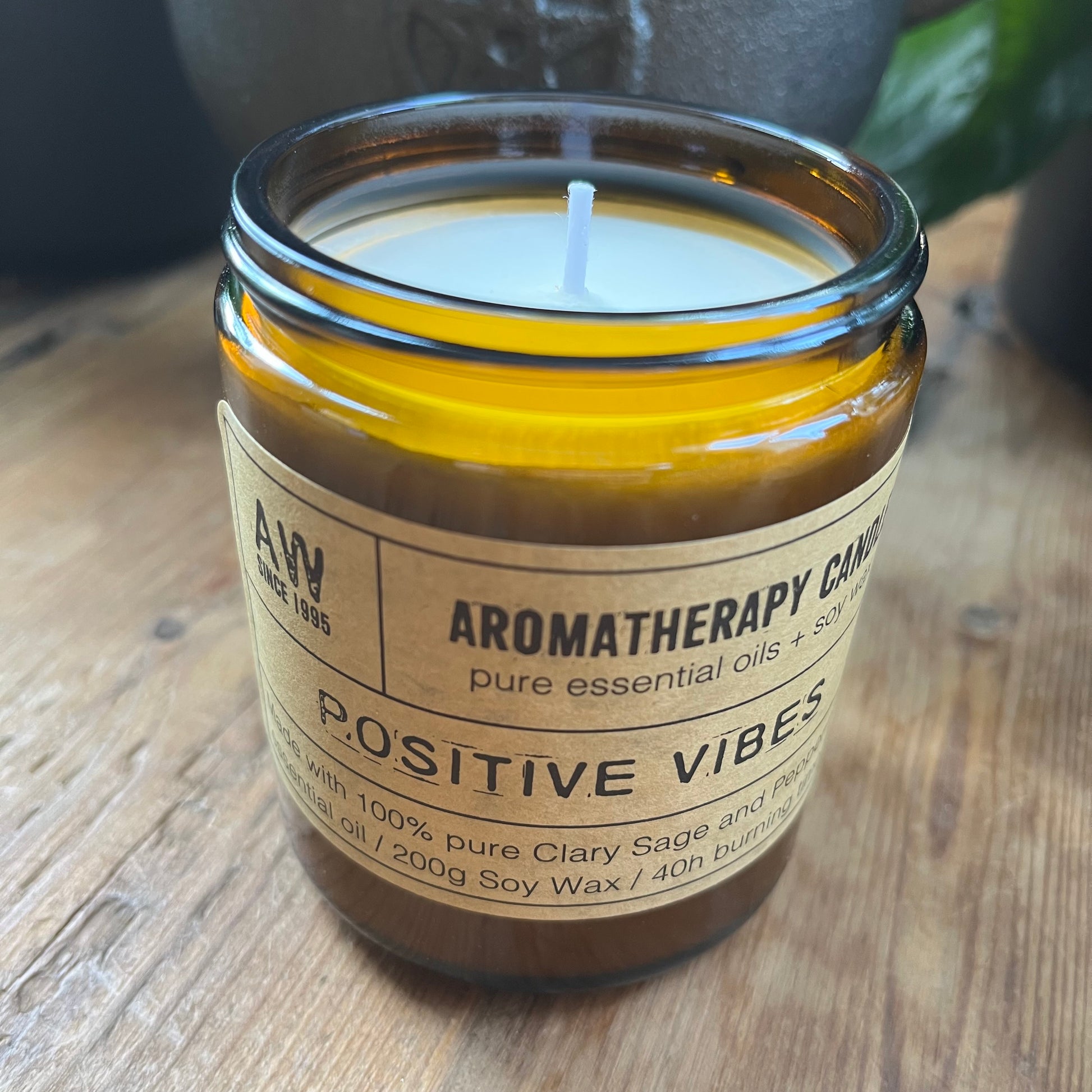 Positive vibes aromatherapy candle 